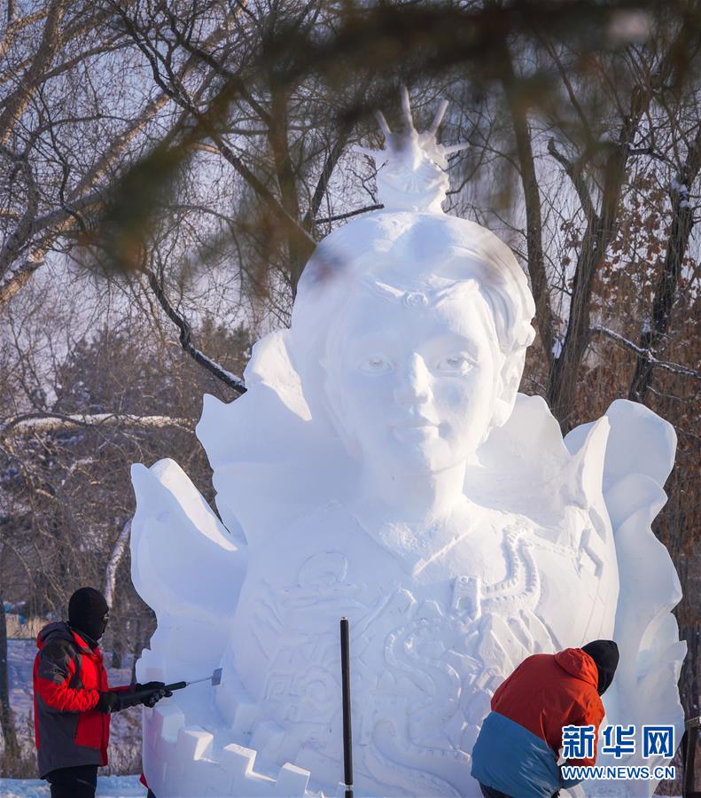 (社會)(6)哈爾濱:雪雕好手秀技藝