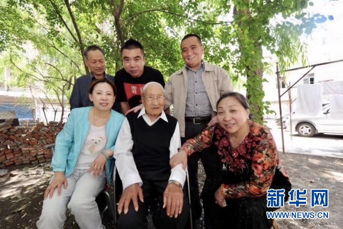 (聚焦疫情防控·圖文互動)(4)一名百歲黨員的戰“疫”答卷