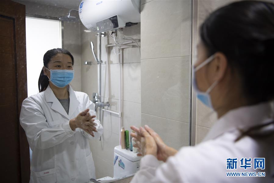（聚焦疫情防控·圖片故事）（4）“90后”檢驗員張慧變的防疫故事