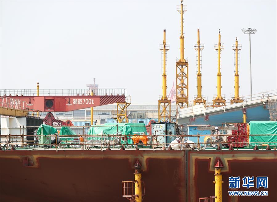(經濟)(6)上海:江南造船廠加快復工復產