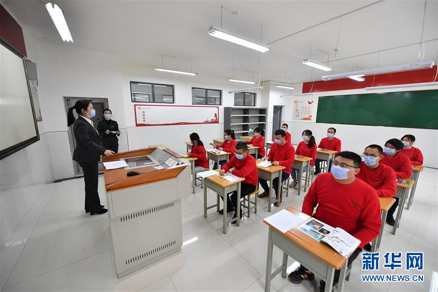 (聚焦疫情防控)(2)西安:安全復(fù)課 演練先行