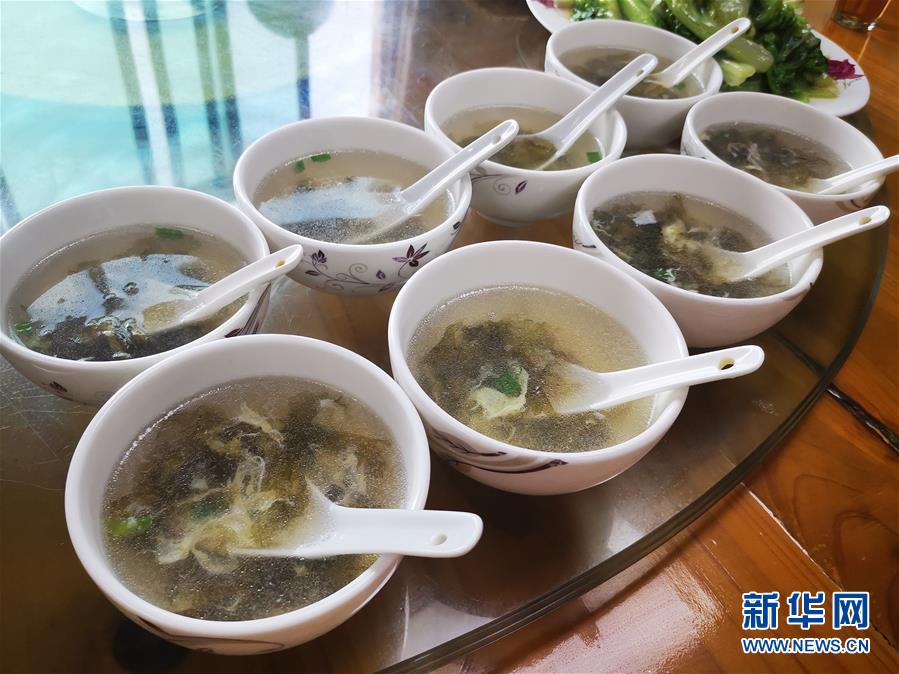 (新華全媒頭條·圖文互動)(5)一雙公筷,能否“夾”出餐桌新文明?