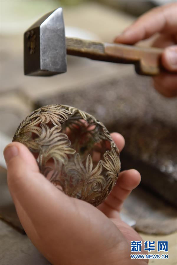(圖片故事)(6)銀花絲編織蓉城記憶