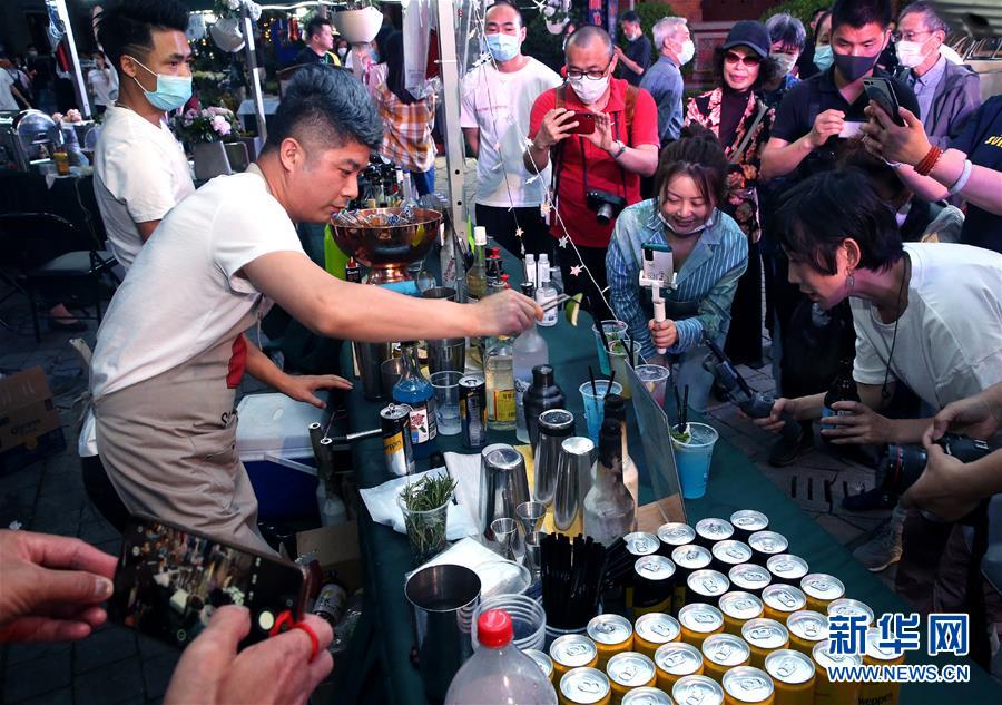 （圖文互動）（3）老洋房夜市：煙火氣里的國際范兒