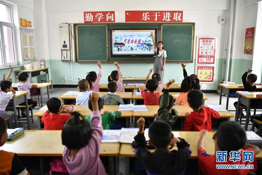 (圖文互動)(8)山海攜手 圓夢小康——記閩寧對口扶貧協(xié)作援寧群體