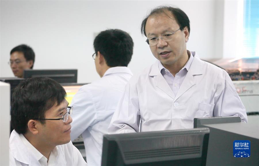 （新華全媒頭條·六中全會精神在基層·圖文互動）（7）勇攀高峰，為實現高水平科技自立自強貢獻力量——各地貫徹黨的十九屆六中全會精神加強科技創新觀察