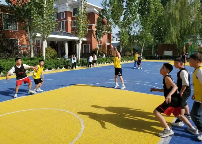 以球會(huì)友，共筑成長——南沿村完小與西尚璧小學(xué)舉行籃球友誼賽